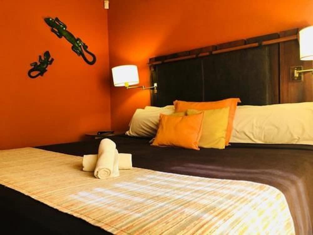 Raices Amambai Lodges Puerto Iguazú Extérieur photo